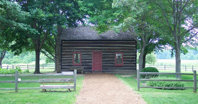 Peter Whitmer cabin in Fayette, New York. Photo by runt35 via Wikimedia Commons.
